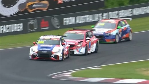 Pass on the grass leaves commetators flabbergasted