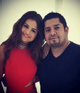 Selena Gomez talks about a tattoo she got in honor of her Dad. It’s the prayers hands with rosary. #selenagomez #selenagomezedit #emotional #mexican #fathersday