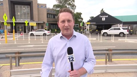 Passengers now allowed to keep shoes on at airport security