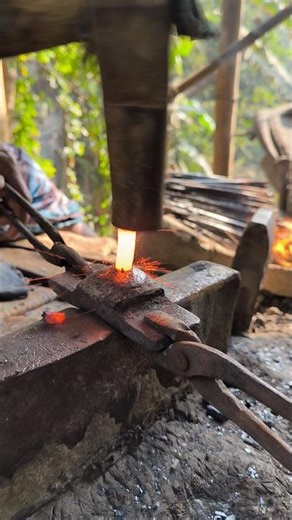 Primitive Blacksmith Forging Heated Steel | Relaxing Craft Video.[part11]