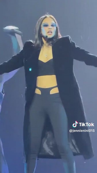 Jennie Performs 'ZEN' at RUBY Experience in Seoul