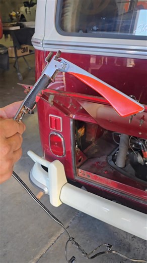 7.5K views · 210 reactions | Semaphore Rebuild; New Lens, Coils and 6v LED Bulbs going into the '54 Barndoor Panel #54panelbus #54barndoorpanel #buslife #skinnerclassics #semaphores #6voltpower | Robert Skinner | Facebook
