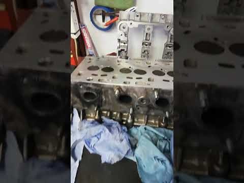 Discovery 2 TD5 engine rebuild ( 16p )