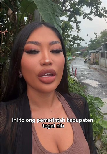 Wargane wis se Baddie kie masa dalane rokel ana kubangane sih ya 🥲