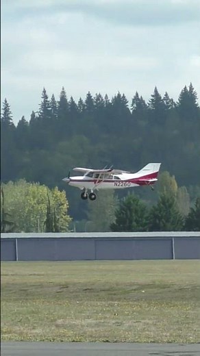 Maule M7 landing