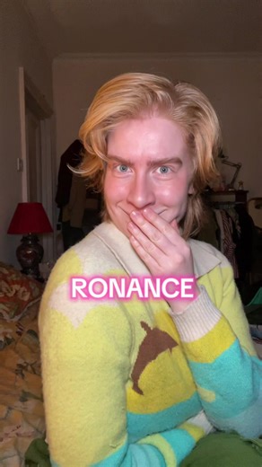 It’s time for some yuri #strangerthings #strangerthings5 #ronance #robinbuckley #nancywheeler