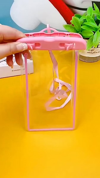 3 Useful Gadgets for Your Smartphone