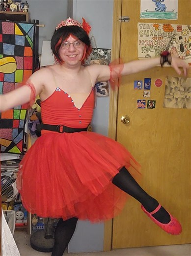 Ruby is really looking graceful dancing in that Ballerina outfit. 😉👍🌹❤️🩰 #rwby #rubyrosecosplay #ballet #balletcosplay #cosplay