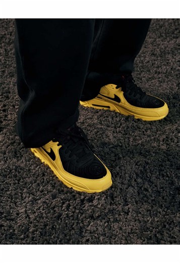 Nike Air Max Laser 90 review