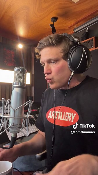 Exploring Quirky Vocal Techniques: Vocal Scratches Revealed