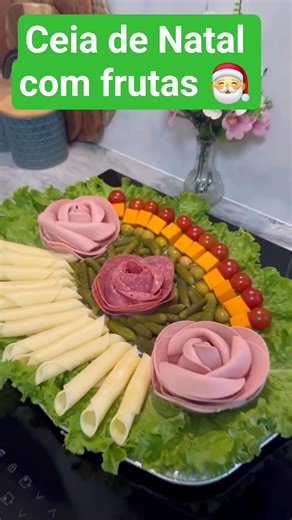 Christmas dinner decoration ideas: easy to make with fruits and vegetables #christmasdecorations ...