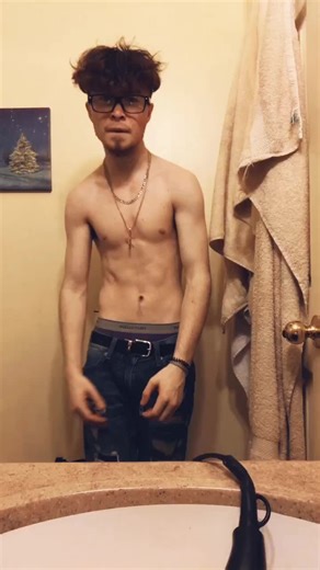 Ryan Burke (@ryanburke91)’s videos with go hit the clubbb - 🥀