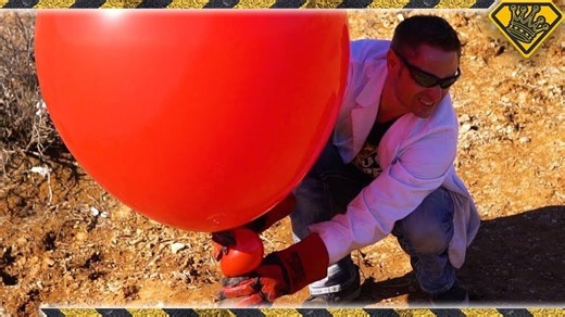 Making Gigantic Hydrogen Balloons That Explode