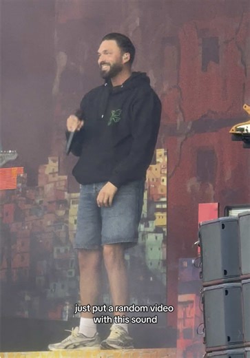 kinda fits tho 😮‍💨 #gilli #koncert #grønkoncert #grøn2025 #gillikoncert #festival #næstved #sanger #band #fest