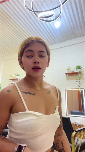 Angela_dee (@angeladee92)’s videos with Princesses - Riyah