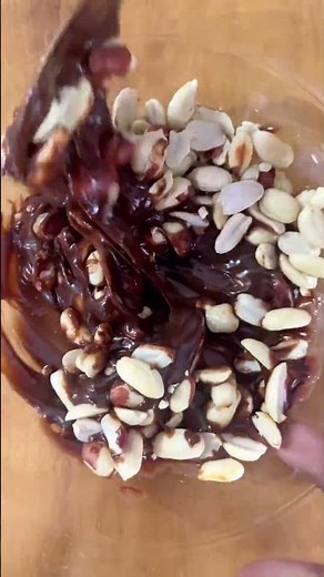 3-Ingredient Chocolate Peanut Clusters – So Easy!