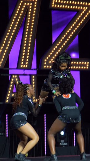 It’s SHOWTIME baby! ✨ @cheergyms_concord showing out on the #JAMZNationals for their Day 1 performance! 👏🏽💙 | JAMZ Cheer and Dance