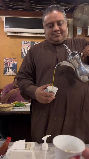 Experience Traditional Middle Eastern Coffee Culture