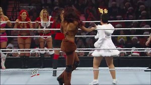 12-Divas Jingle Belles Match: Raw, Dec. 23, 2013