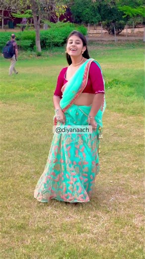 Pyar hua hai mujhe aur tujhe #bollywood #song #oldhitsong #dance #diyanaach #viralshorts