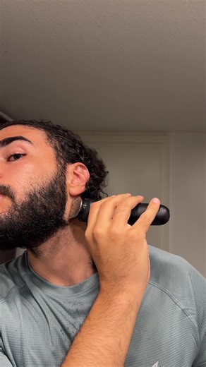 Beard Trim Routine: Mastering Men's Grooming