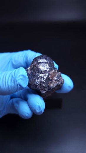 Mineralische Urankristalle: Strahlende Schönheit