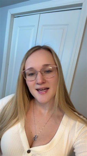 chelsey.holli.s (@chelsey.holli.s)’s videos with original sound - Mollywood