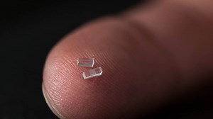 Stanford’s new linear accelerator is just three millimeters long