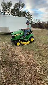 2011 John Deere X320 Lawn & Garden Tractor Mower
