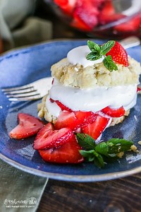 Easy Recipe for Strawberry Shortcake - Longbourn Farm