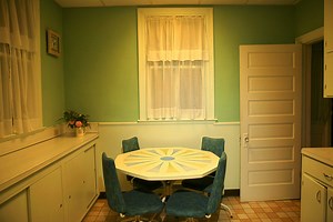Traditional Kitchen Flooring in the 1930s