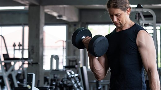 This 30-minute full-body dumbbell workout is all you need to grow muscle all over