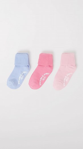 Our PO.P Basics and classic stripes are a match made in comfy heaven – together they give you numerous matching possibilities, and they’re all just as soft and comfy. They’re literally, basically a dream come true 😍 #polarnopyret #kidsclothes #kidswear #childrenclothing #babyclothes | Polarn O. Pyret