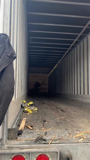 Motors or Engines. We got a Truck Load #enginebuilding #autoshop #enginerepair #mechaniclife | Dave Auto Fans