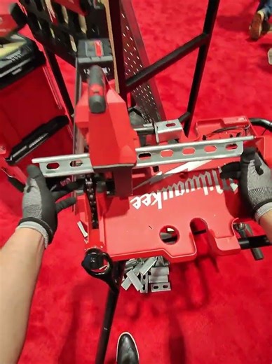 M18™ FORCE LOGIC™ Single Channel Strut Shear | 2933