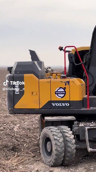 #fyp #elbruso #ekskavator #rek #рекомендации @1987b93 @@toycievAzimboy @🐊tillabaev.m🐊 @abdushkurov.0777 @kozim8170