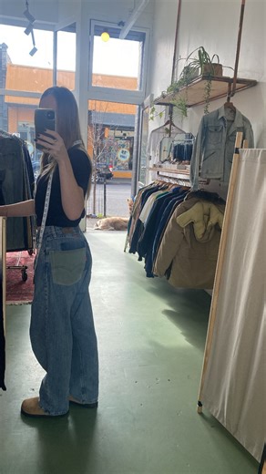 Scout for Vintage | Dating is hard enough, here’s how we do it at @scoutforvintage 💙👖😘 #vintagelevis #denimtips #ScoutForVintage #vintagestyle #denimtok | Instagram