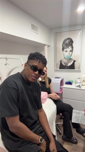 Porque apago la luz ?🤣 @rebxesthetique @Al