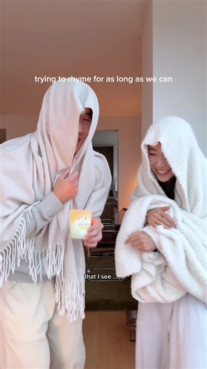 now “warm” is a trigger word for us🧍🏻‍♀️🧍🏻 (IB: @Luke @melanie herrera)