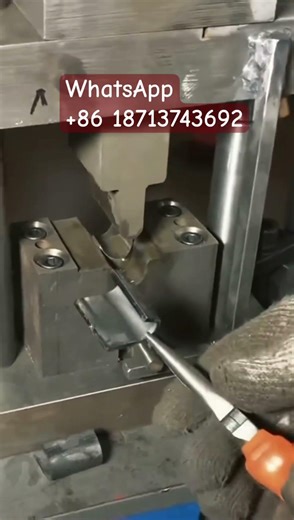 Flat steel press machine made in China #hardware #engineering #cnc #equipment #hydraulicpress