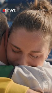 6.2K views · 13 reactions | Eén en al emotie. 凉 Het tweede deel van #MissieMedaille toont hoe atleten als Lotte Kopecky, Oshin Derieuw, de Belgian Cats en de Red Lions hun Olympische Spelen in Parijs beleefden.  Nu op Streamz | Streamz | Facebook