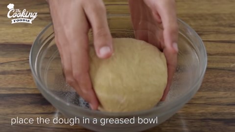 Easy Giant Cinnamon Roll Cake Recipe in 30 Minutes