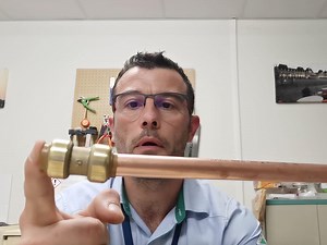 Comment raccorder du PER et du cuivre ? | Leroy Merlin