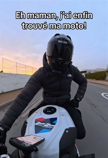 Prenez soin d’elle 🫶 #bmws1000rr #biker #motard #trend