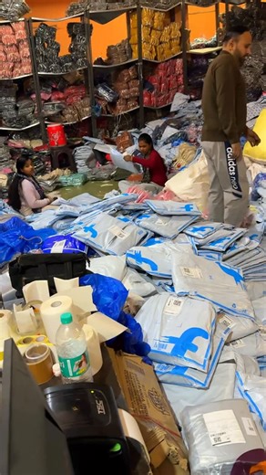 Sachin rana✨ on Instagram: "Beginners ke liye best 2 category || . . . . #réel #motivation #dailyvlog #business"