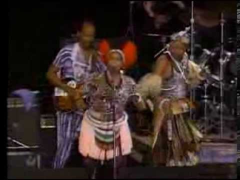 Mahlathini & the Mahotella Queens Produce an Uplifting Performance at Mariposa Festival