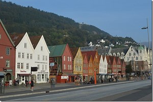 Oops! Radisson Royal Bergen hotel damaged Bryggen UNESCO World Heritage Site. – Loyalty Traveler