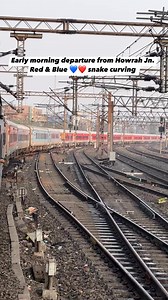 Early morning departure from Howrah Jn.Red & Blue 💙❤️ snake curving | Biswajit Rail World