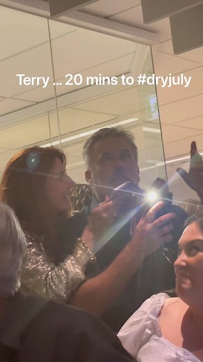 395K views · 663 reactions | KIIS 97.3FM on Reels | Facebook