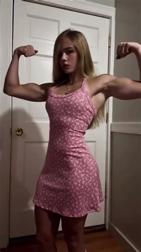 muscles in dress😛😛 - - - #bodybuilding #gym #bodybuilder